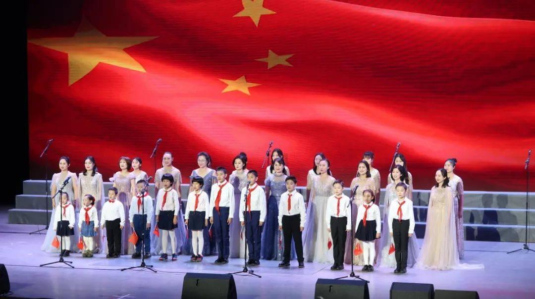 如果两个人观点不同有必要继续聊天吗 我试着跟这样的人聊天 结果只会生气游戏画面